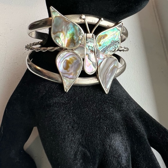 Mexican Silver and Abalone Cuff Butterfly - Picture 1 of 9
